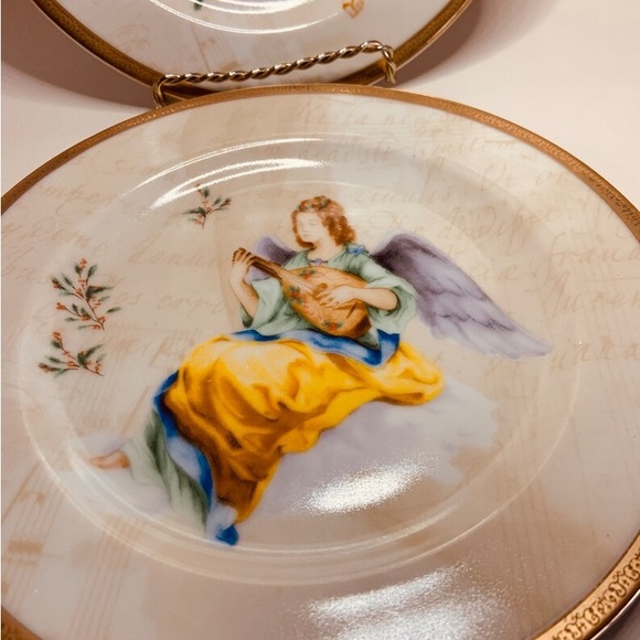 Charter Club Home
Salad/Dessert Plates New in a Box - Picture 3 of 4